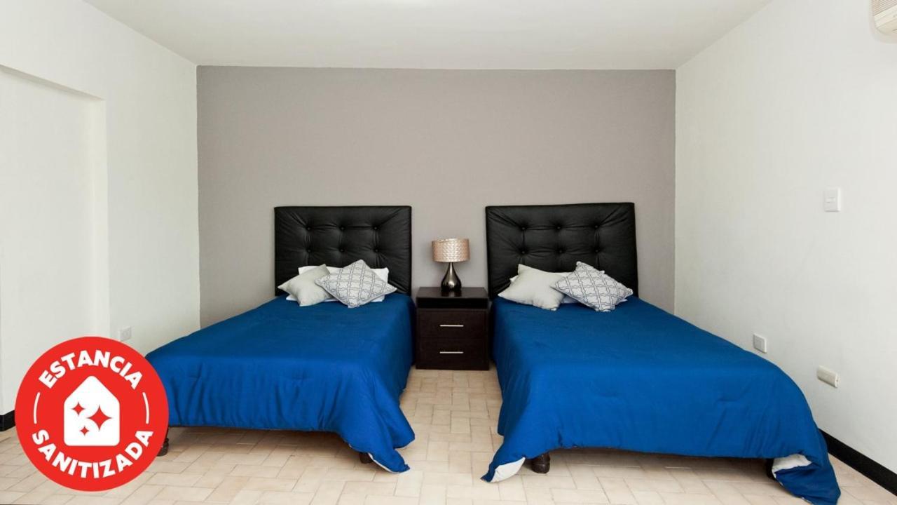 Econosuites Monterrey Zewnętrze zdjęcie
