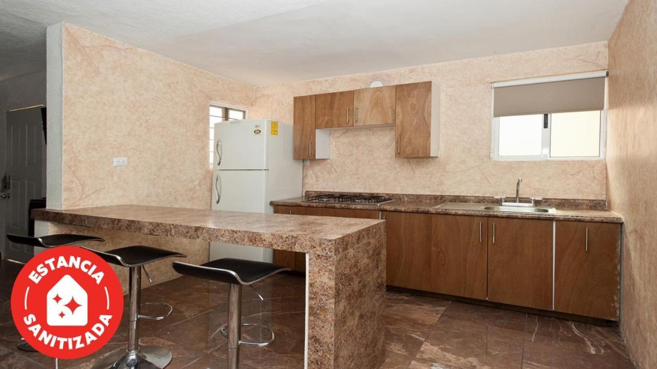 Econosuites Monterrey Zewnętrze zdjęcie