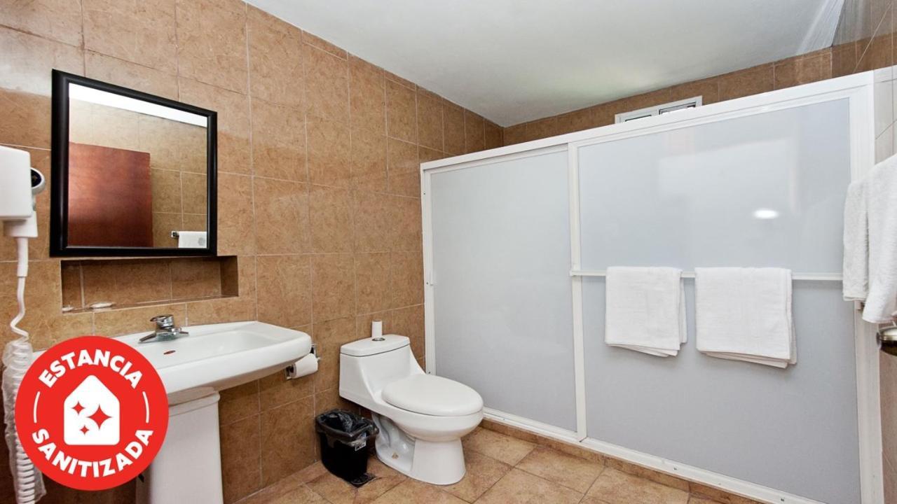 Econosuites Monterrey Zewnętrze zdjęcie